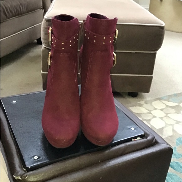 G by Guess Dalli Side Buckle Stiletto Ankle Bootees - Picture 12 of 13